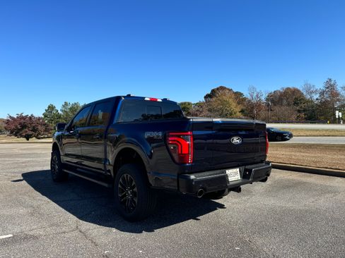 Used 2025 Ford F150 Lariat image 6