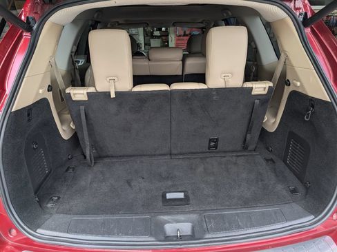 Used 2019 Nissan Pathfinder 4WD Platinum image 21