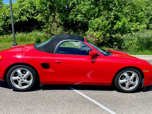 Used 2000 Porsche Boxster RWD image 6