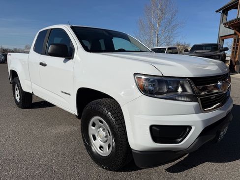 Used 2018 Chevrolet Colorado W/T image 8