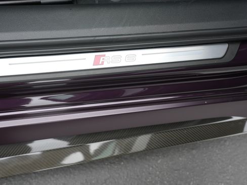 Used 2022 Audi RS 6 image 22