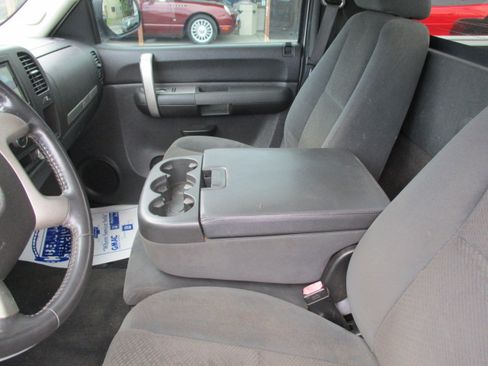 Used 2007 Chevrolet Silverado 1500 2WD Regular Cab LT image 18
