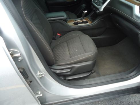 Used 2019 GMC Acadia FWD SLE w/ SLE-1 image 14
