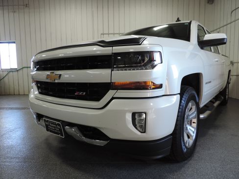 Used 2016 Chevrolet Silverado 1500 LT Z71 image 6