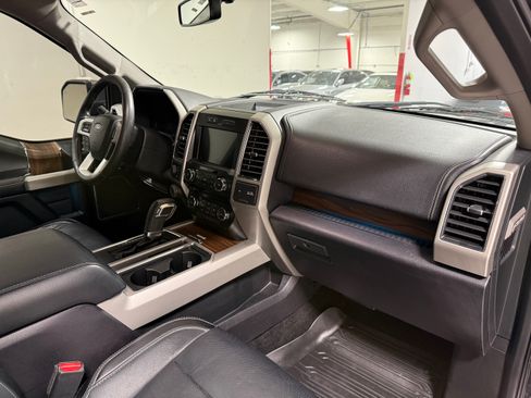 Used 2017 Ford F150 4x4 SuperCrew Lariat w/ FX4 image 22