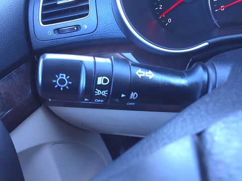 Used 2015 Kia Sorento AWD LX V6 image 31