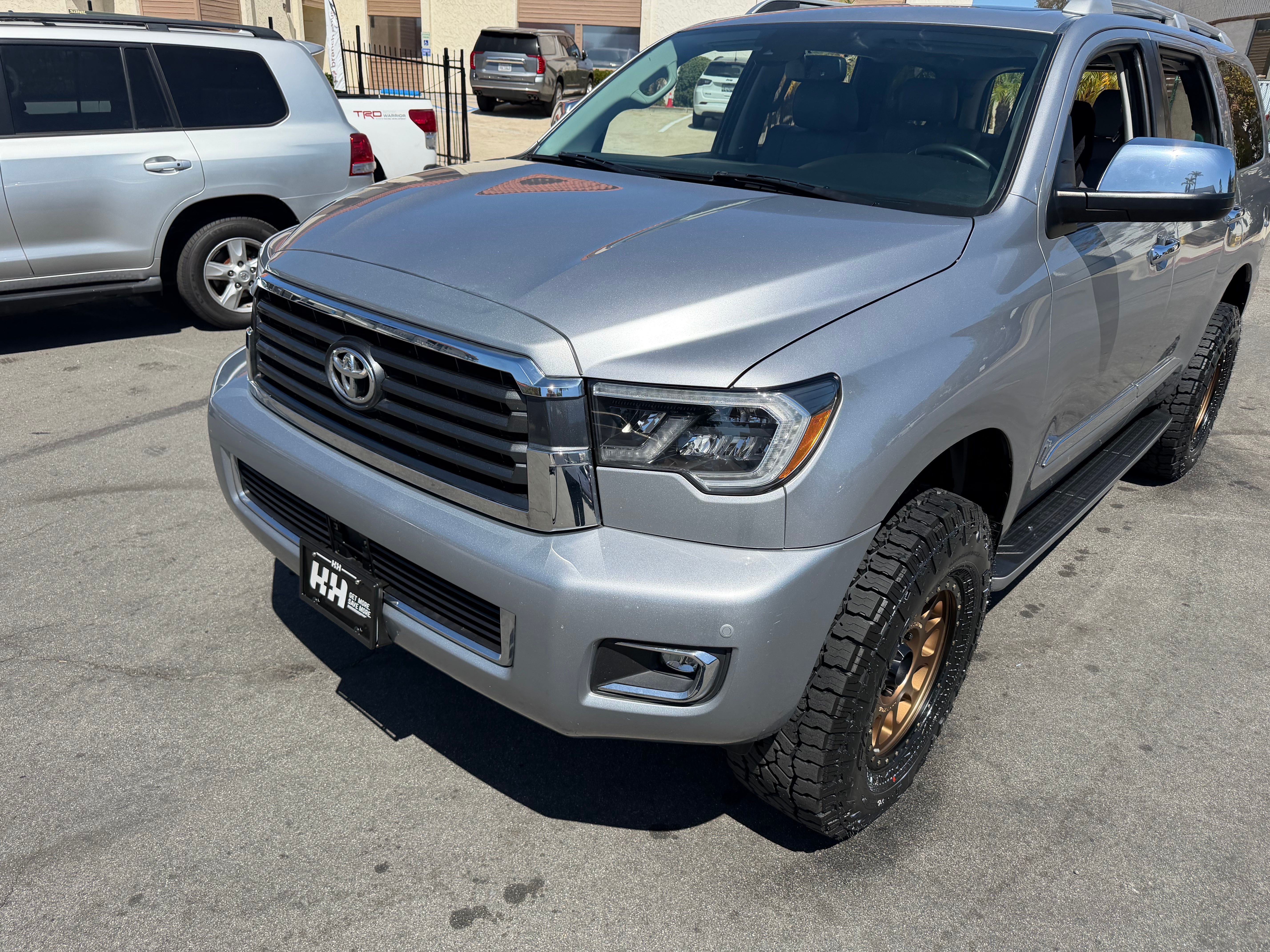 Used 2018 Toyota Sequoia Limited AWD/4WD image 9