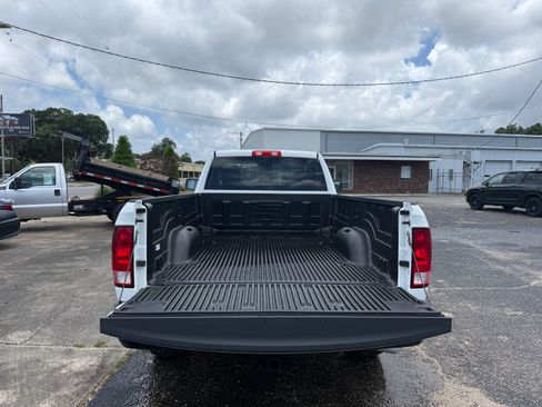 Used 2017 RAM 1500 4x4 Regular Cab Tradesman image 5