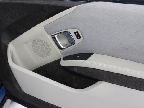 Used 2016 BMW i3 w/ Range Extender RWD image 33
