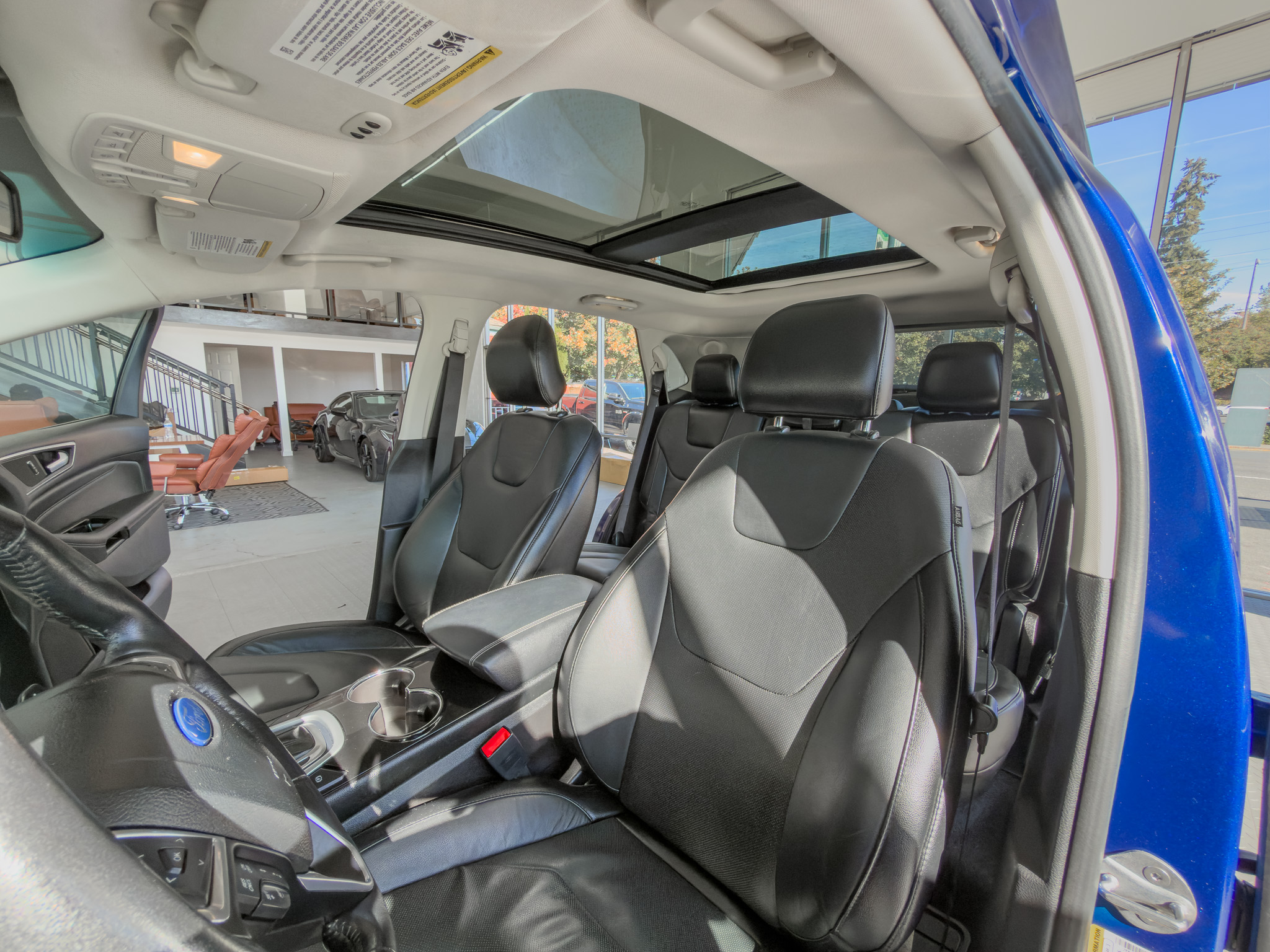 Used 2015 Ford Edge AWD Titanium image 11