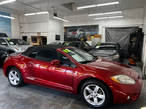 Used 2007 Mitsubishi Eclipse GT image 2