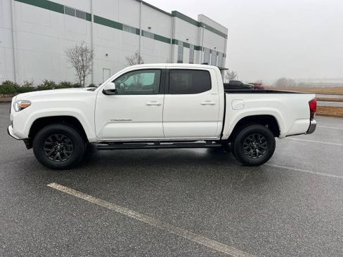 Used 2021 Toyota Tacoma SR5 image 6