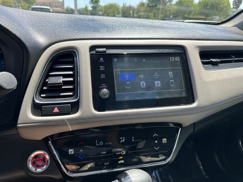 Used 2019 Honda HR-V EX image 13