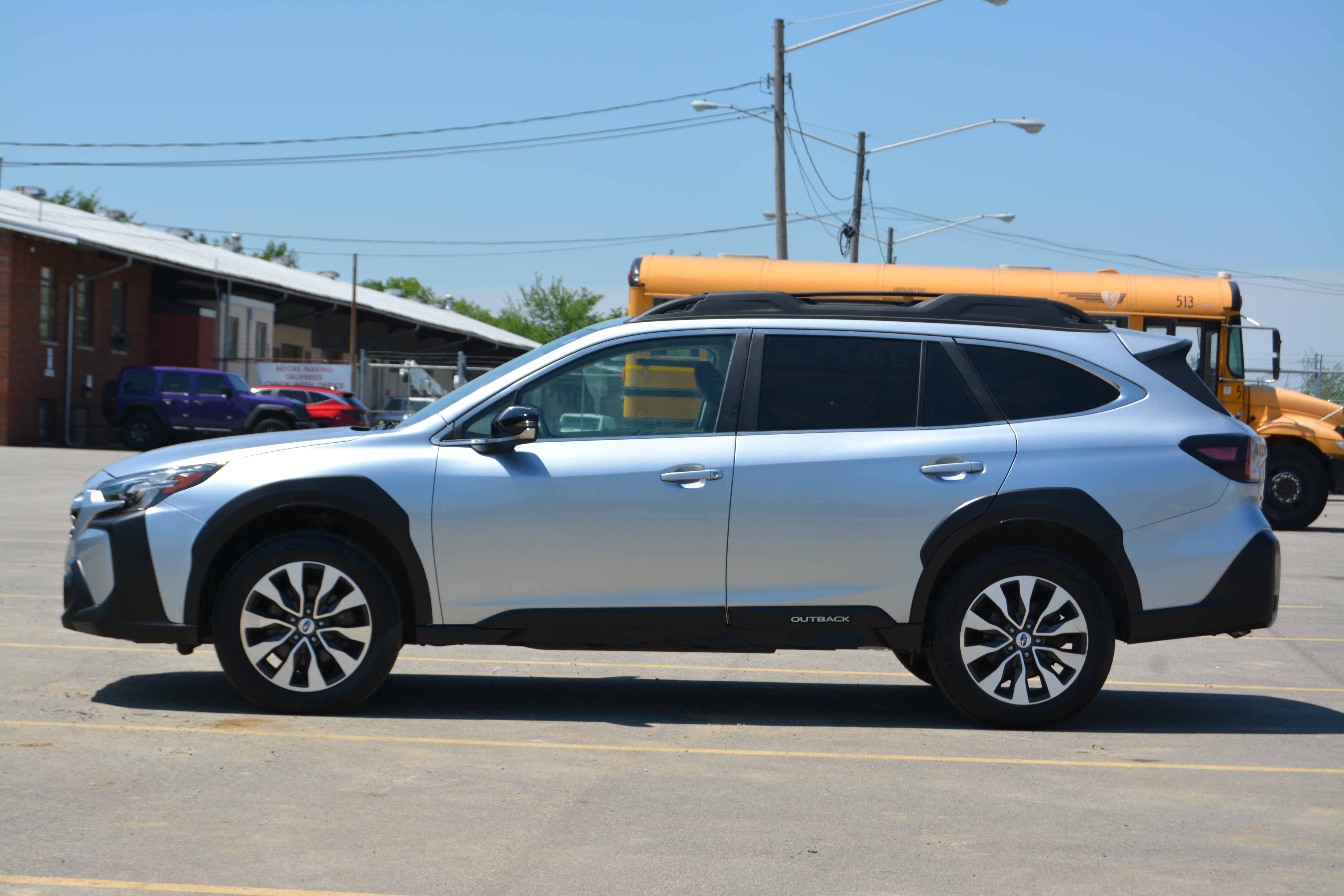Used 2025 Subaru Outback Limited XT AWD/4WD image 4