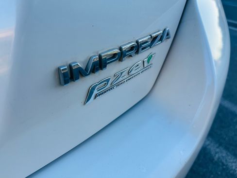 Used 2016 Subaru Impreza 2.0i Premium Hatchback AWD/4WD image 9