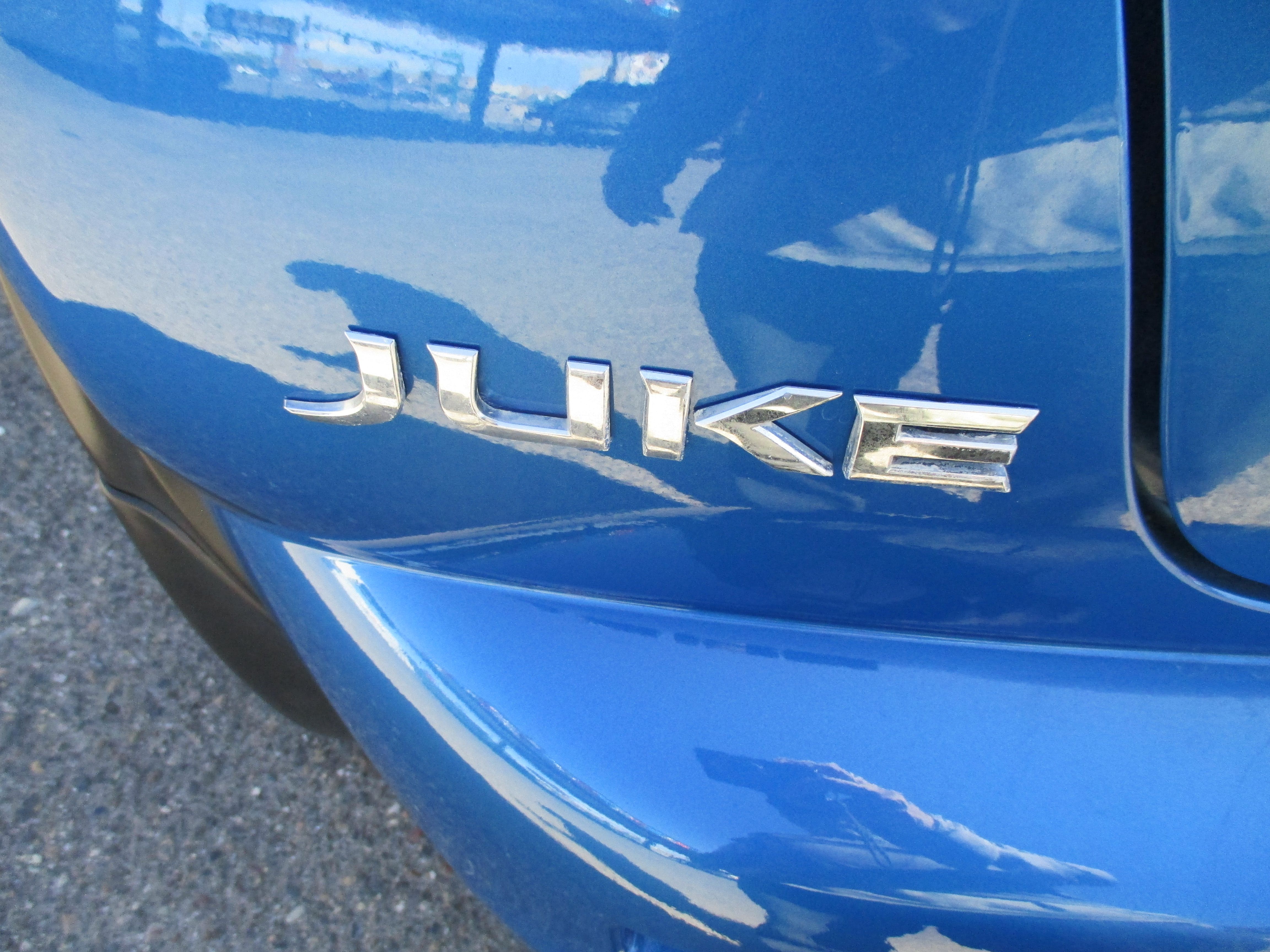 Used 2012 Nissan Juke AWD image 17