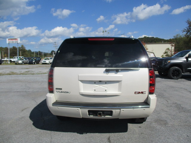 Used 2012 GMC Yukon AWD Denali image 7