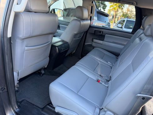 Used 2017 Toyota Sequoia SR5 image 18