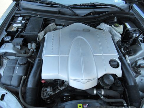 Used 2005 Chrysler Crossfire Limited Convertible RWD image 12