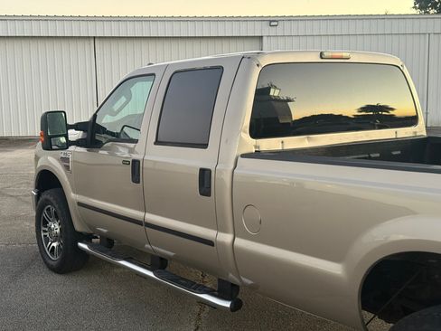 Used 2010 Ford F350 Lariat image 34