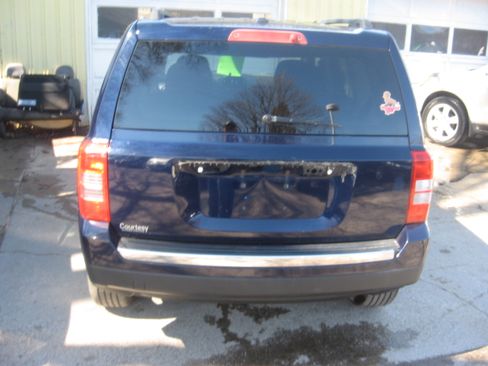 Used 2014 Jeep Patriot Latitude image 5