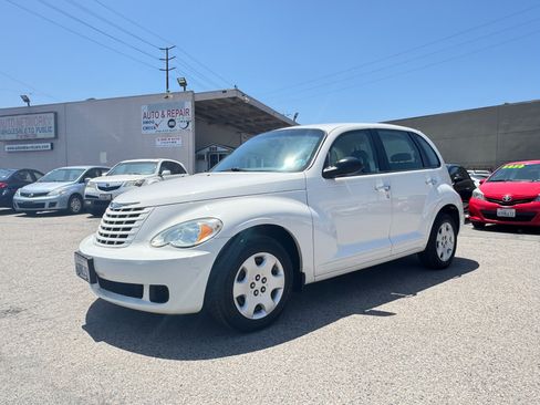 Used 2008 Chrysler PT Cruiser UNAVAIL FWD image 3