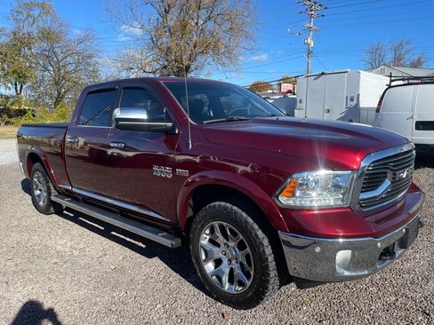 Used 2017 RAM 1500 Limited image 3