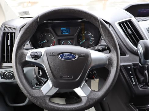Used 2015 Ford Transit 150 XLT image 21
