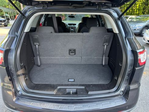 Used 2016 Chevrolet Traverse FWD LT w/ 1LT image 14