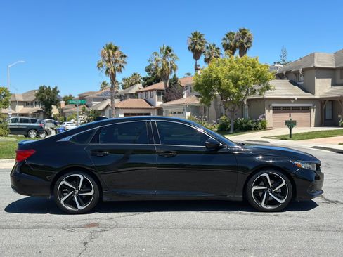 Used 2021 Honda Accord Sport image 5