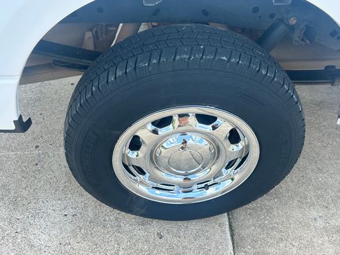 Used 2014 Ford F150 image 26