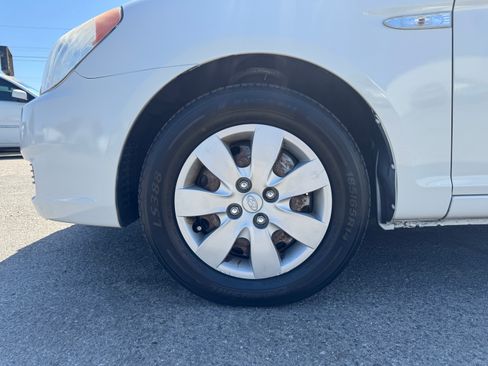 Used 2009 Hyundai Accent GS Hatchback FWD image 14