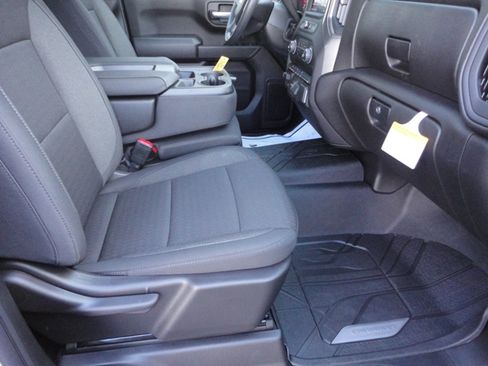 New 2026 Chevrolet Silverado 1500 Custom image 21