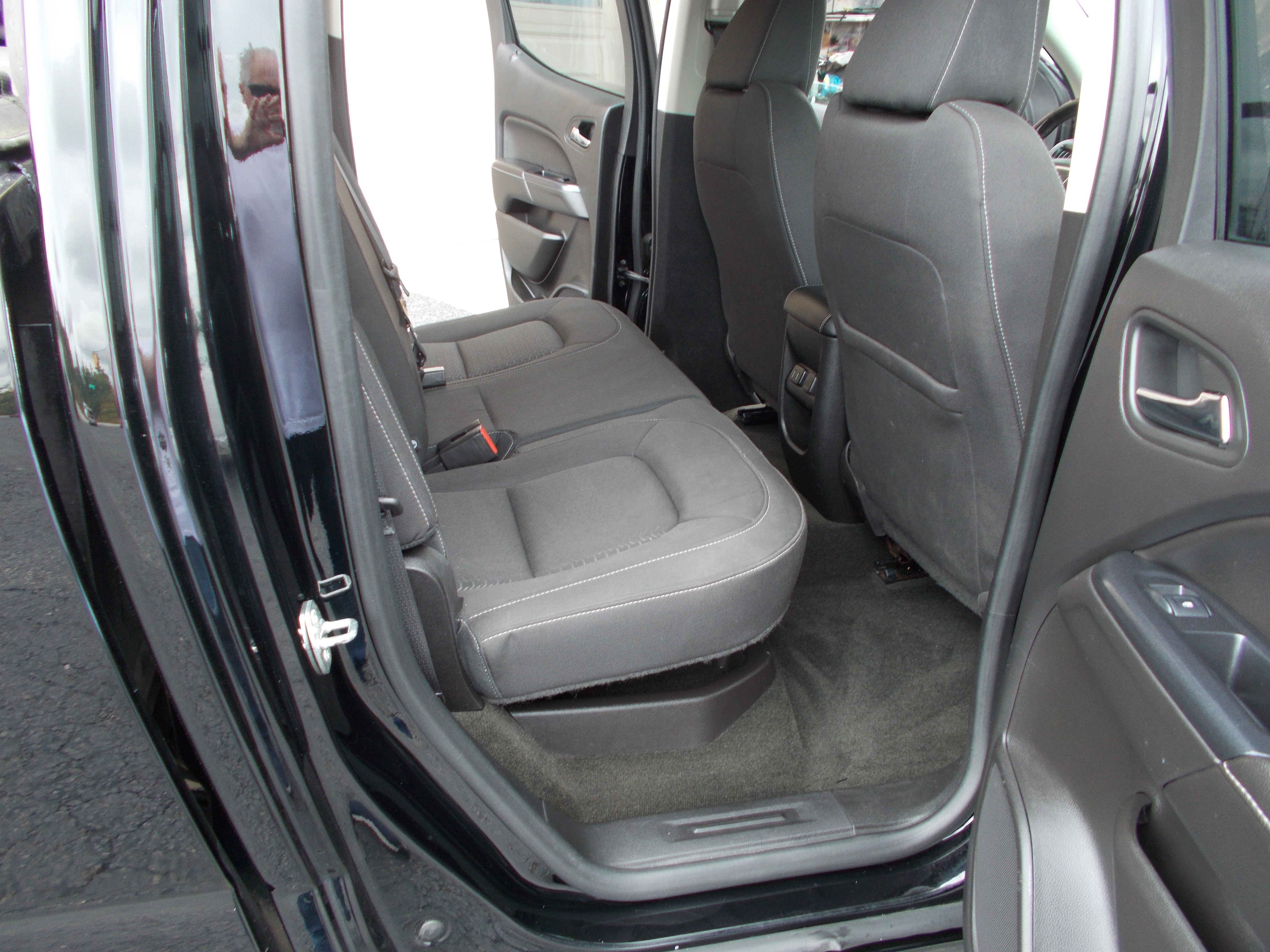 Used 2017 GMC Canyon 4x4 Crew Cab SLE image 27