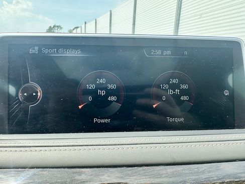 Used 2015 BMW X5 xDrive50i AWD/4WD image 34