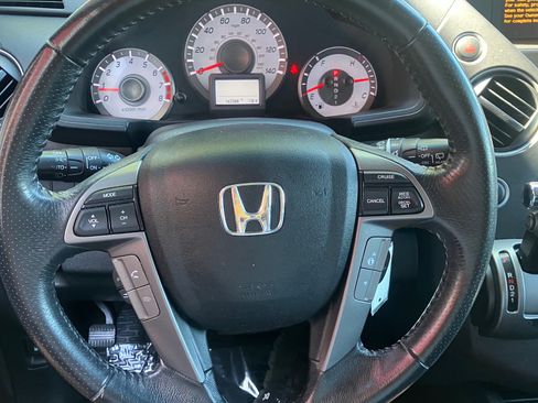 Used 2012 Honda Pilot 4WD Touring image 10