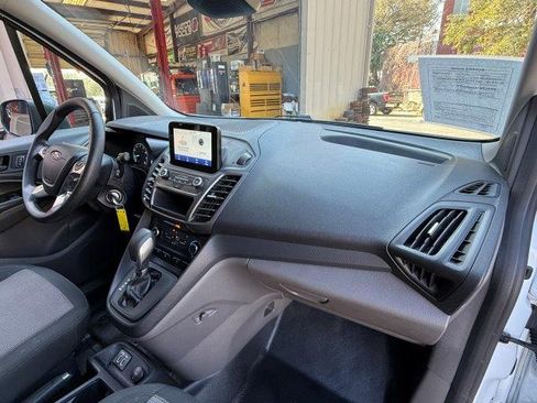 Used 2022 Ford Transit Connect XL image 19