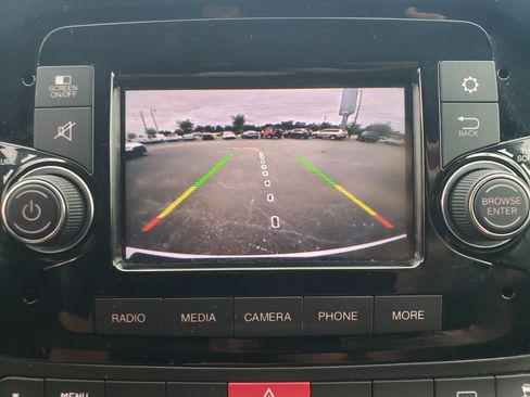 Used 2022 RAM ProMaster City Tradesman SLT image 16