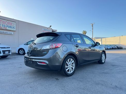 Used 2012 MAZDA MAZDA3 i Touring image 8