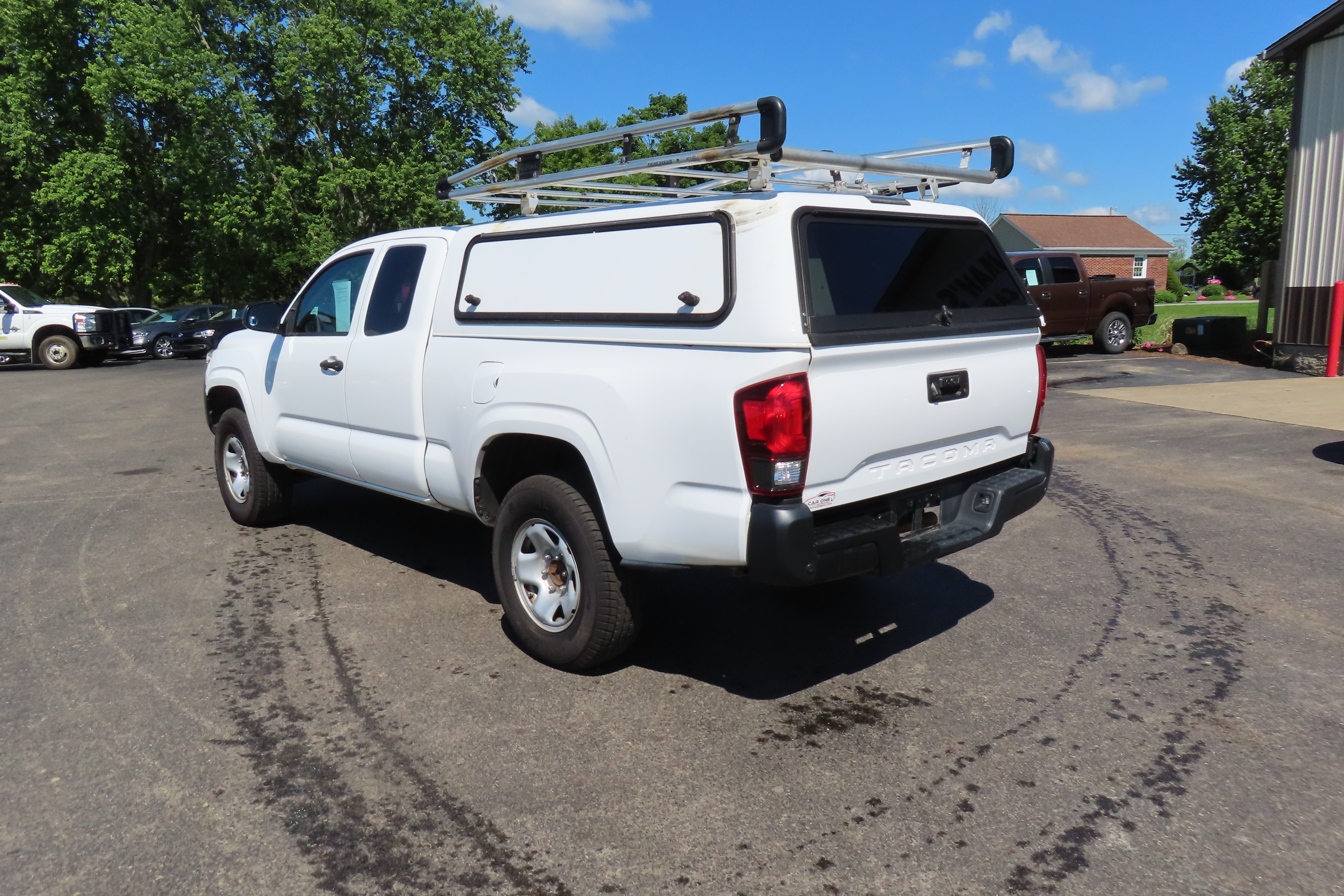 Used 2019 Toyota Tacoma 2WD Access Cab image 3