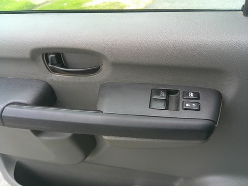 Used 2020 Nissan NV 2500 RWD image 11