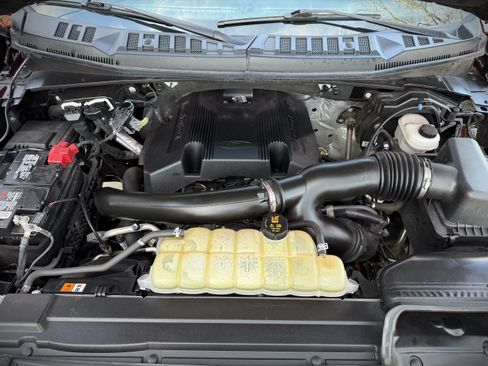 Used 2019 Ford F150 Lariat image 44