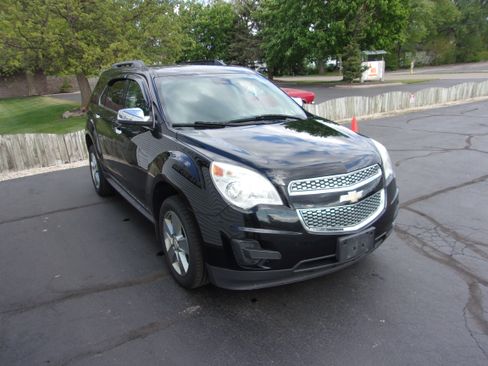 Used 2015 Chevrolet Equinox AWD LT w/ 1LT image 2