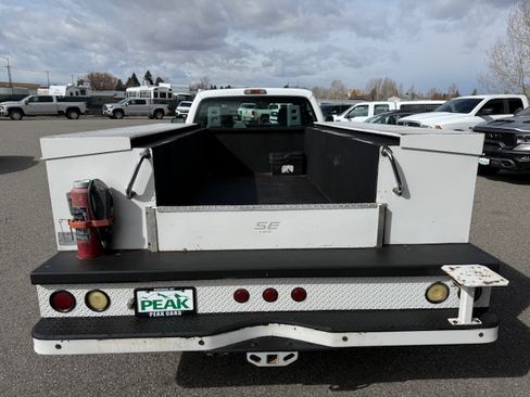 Used 2011 Ford F350 image 4