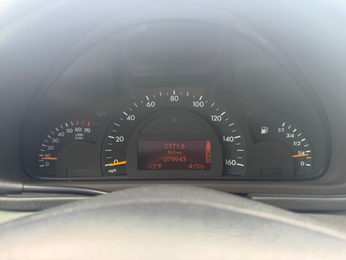 Used 2004 Mercedes-Benz C 240 Sedan image 24