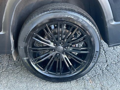 Used 2018 GMC Acadia AWD All Terrain image 35