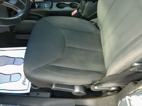 Used 2017 Jeep Wrangler Unlimited Sport S image 44