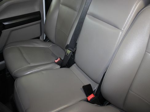 Used 2020 Ford F350 Super Duty XL image 38