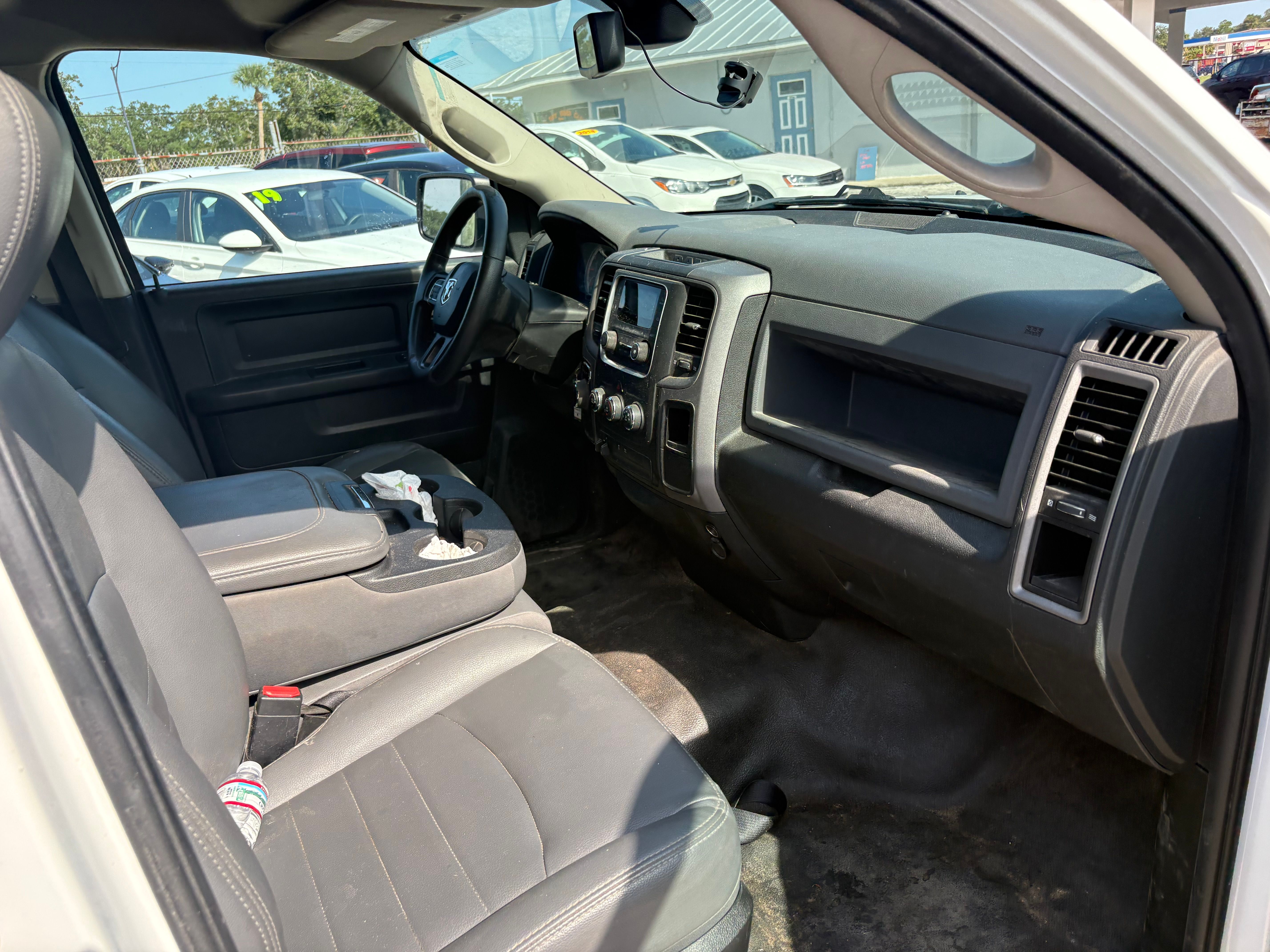 Used 2017 RAM 1500 2WD Quad Cab ST image 9