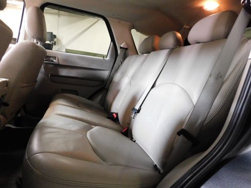 Used 2008 Mercury Mariner Premier image 12